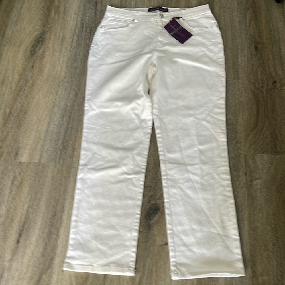 Gloria Vanderbilt Amanda Classic Fit Super Stretch White Jeans Size 10 Short